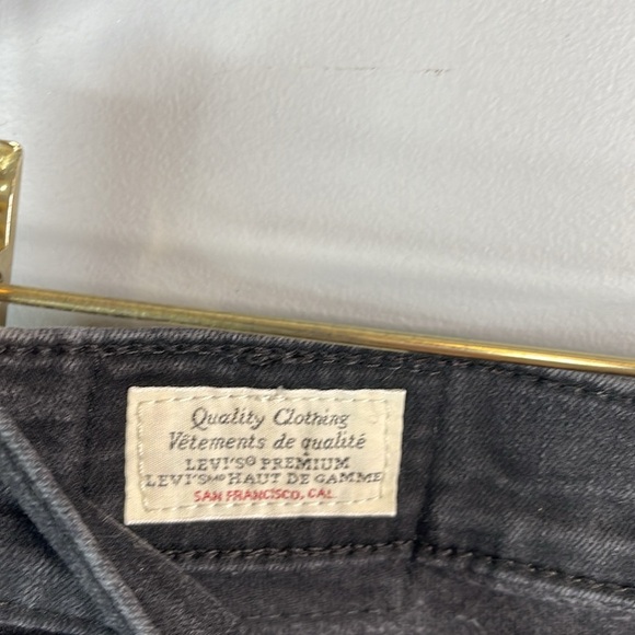 Levi's Black Skinny Jeans for Women - Picture 7 of 13